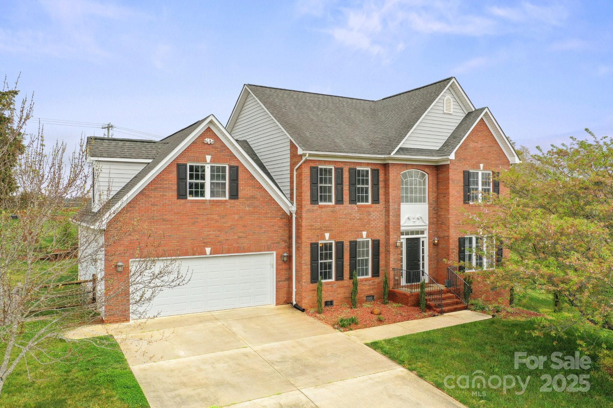 1919 46th Avenue Drive NE 46  Hickory NC 28601 photo