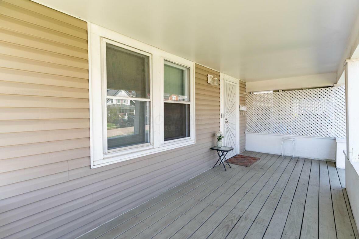 Property Photo:  1699 Aberdeen Avenue  OH 43211 