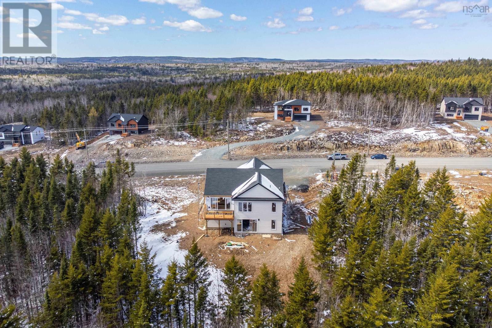 Property Photo: 275 Zaffre Drive 5118 NS B4E 0X4