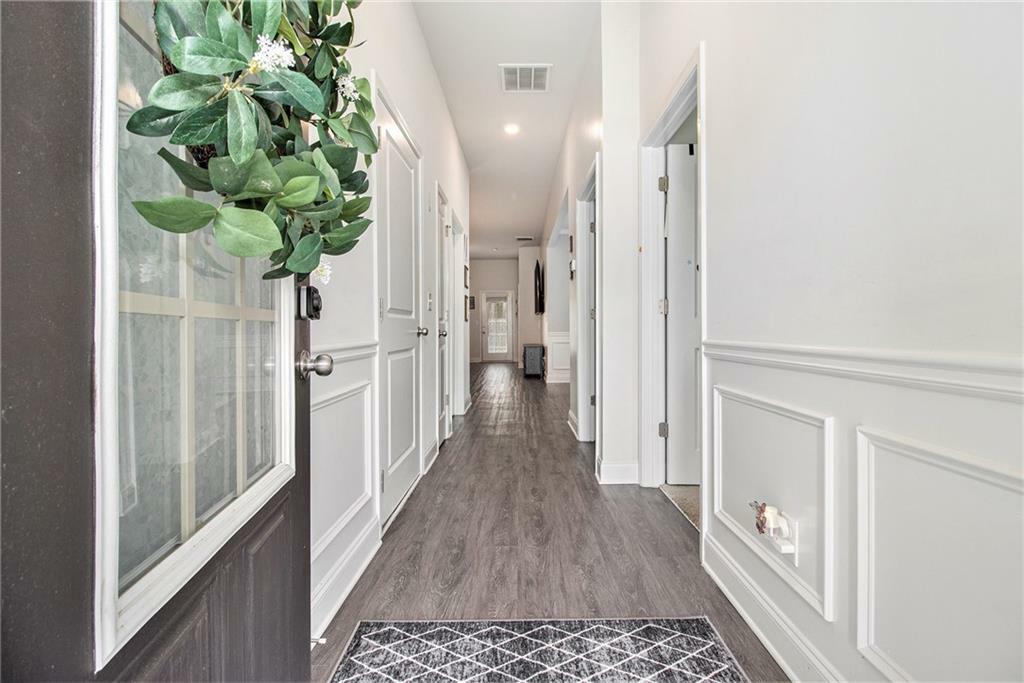 Property Photo: 515 Vandenburg Drive GA 30180