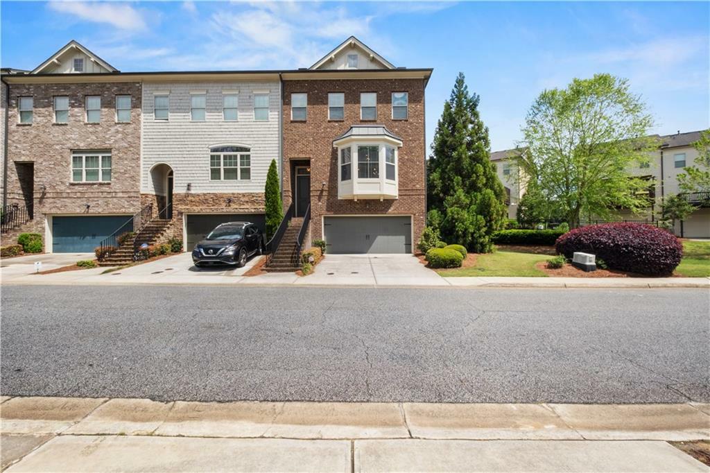Property Photo: 2171 W Village Lane SE GA 30080