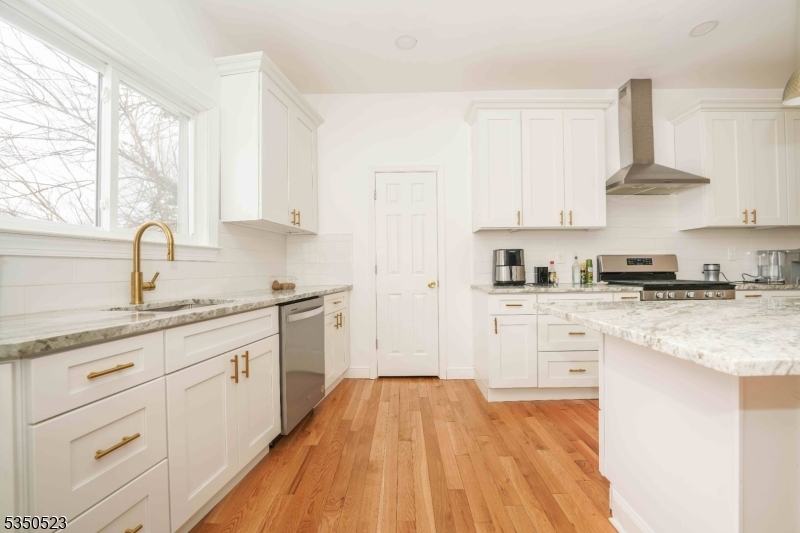 Property Photo: 21 Woodland Rd NJ 07003