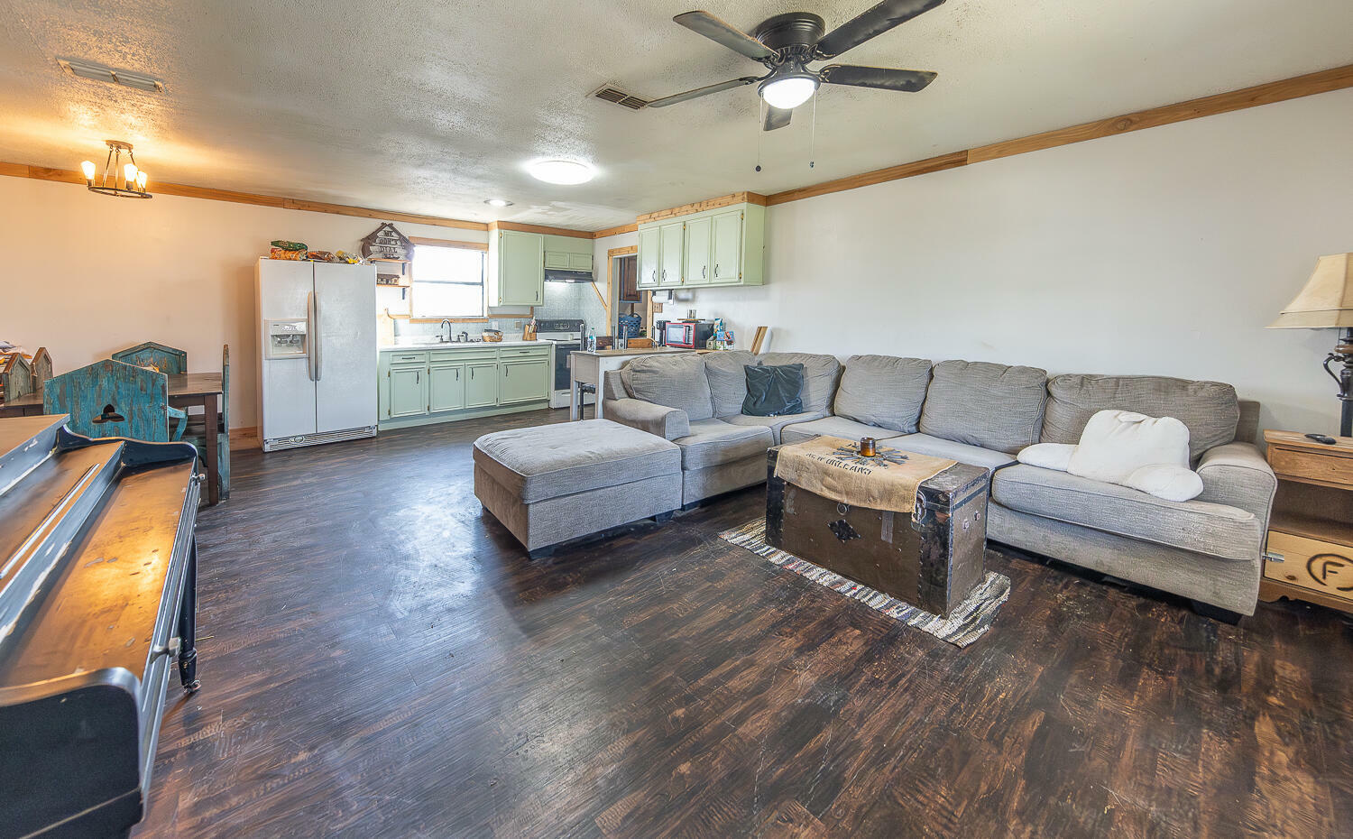 Property Photo:  11008 County Rd 5560  TX 79363 