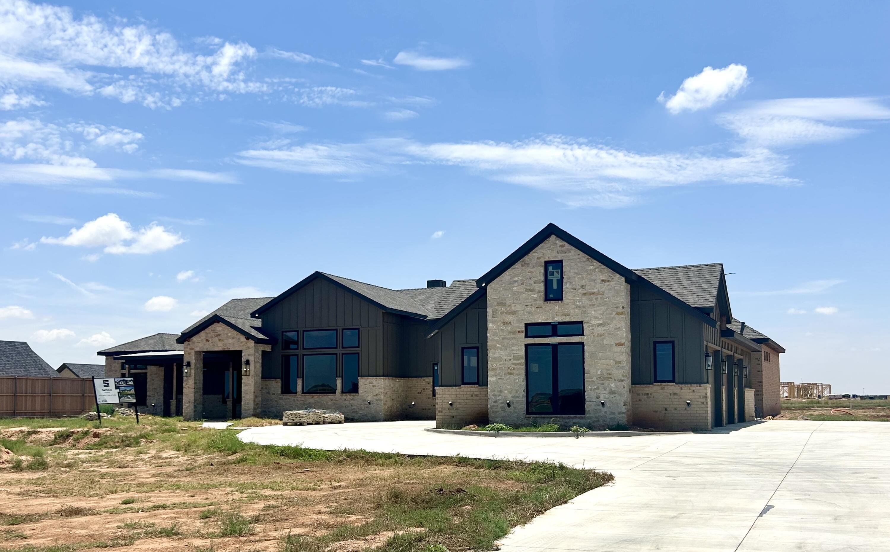 Property Photo: 5829 County Rd 7670 TX 79424