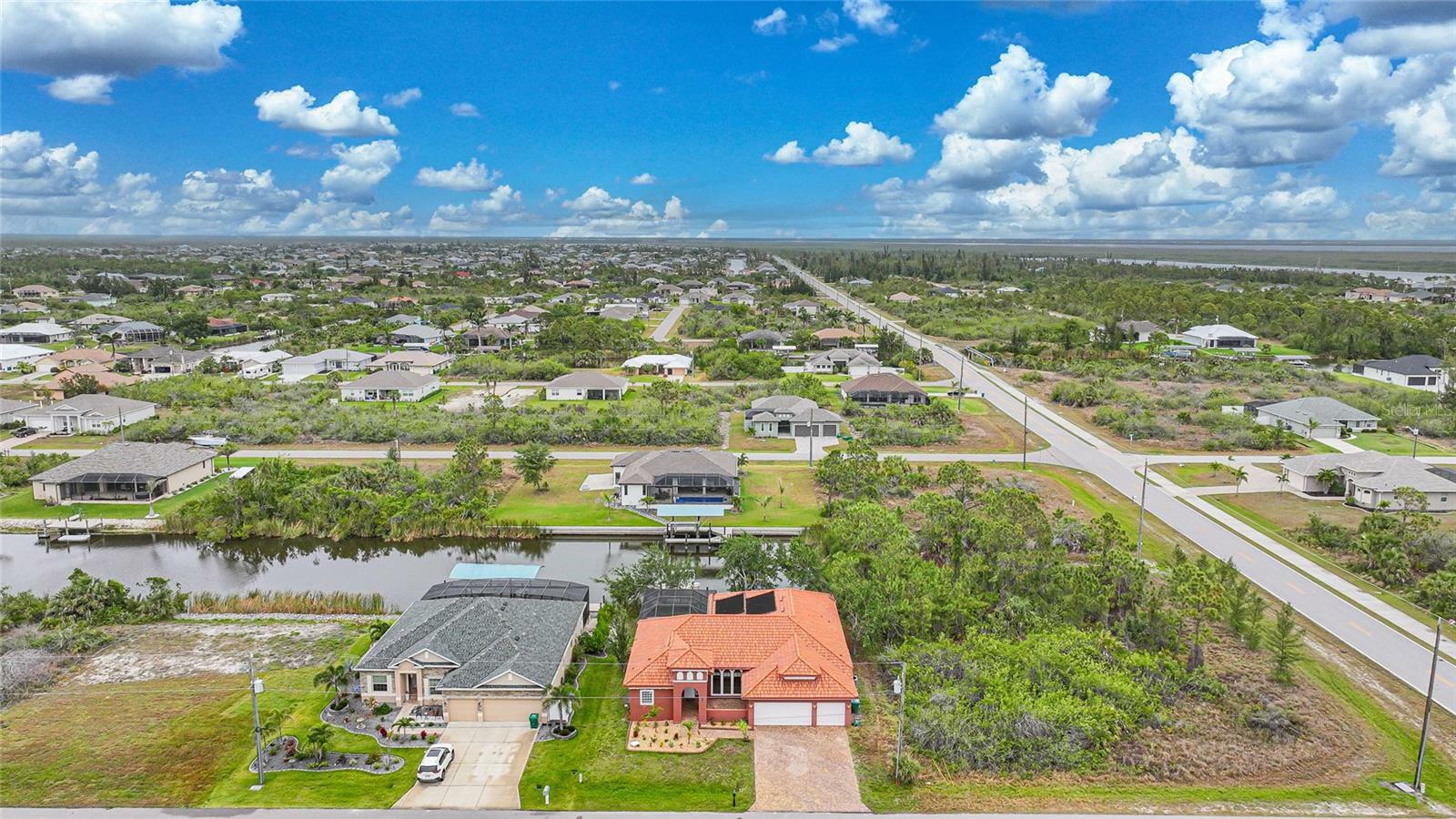 Property Photo: 15538 Applewhite Circle FL 33981