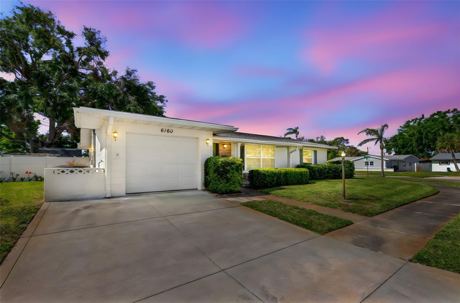 Property Photo:  6160 29th Avenue N  FL 33710 