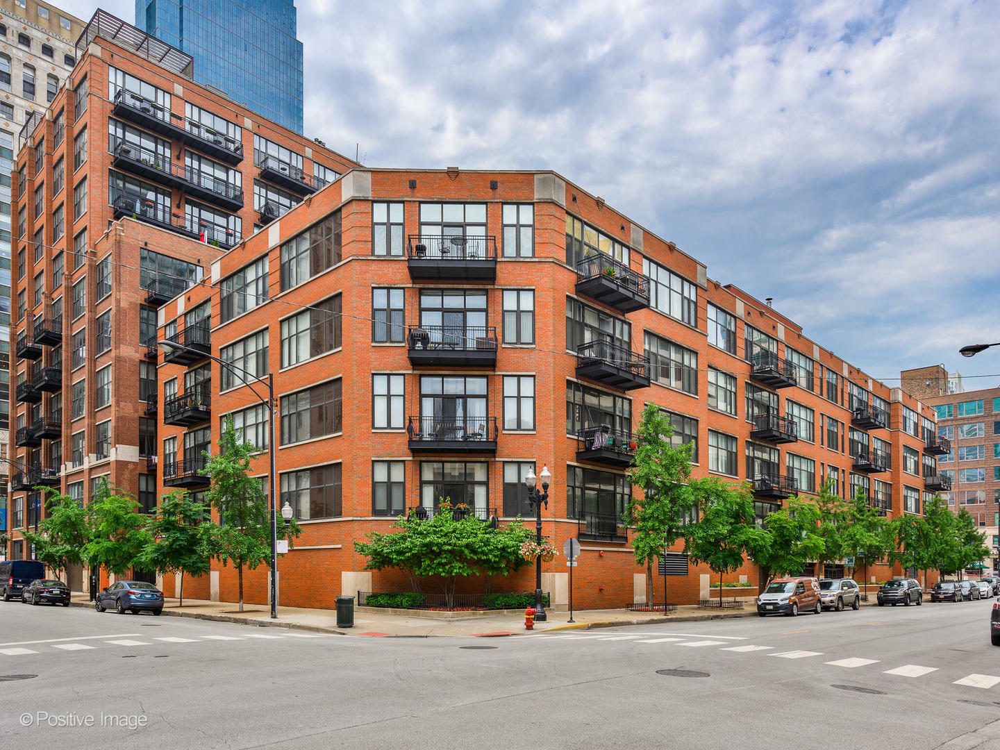333 W Hubbard Street 1006  Chicago IL 60654 photo