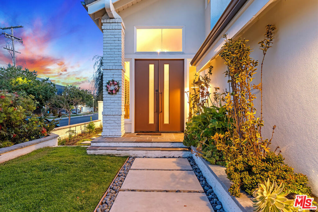 Property Photo: 7700 W 80th Street CA 90293