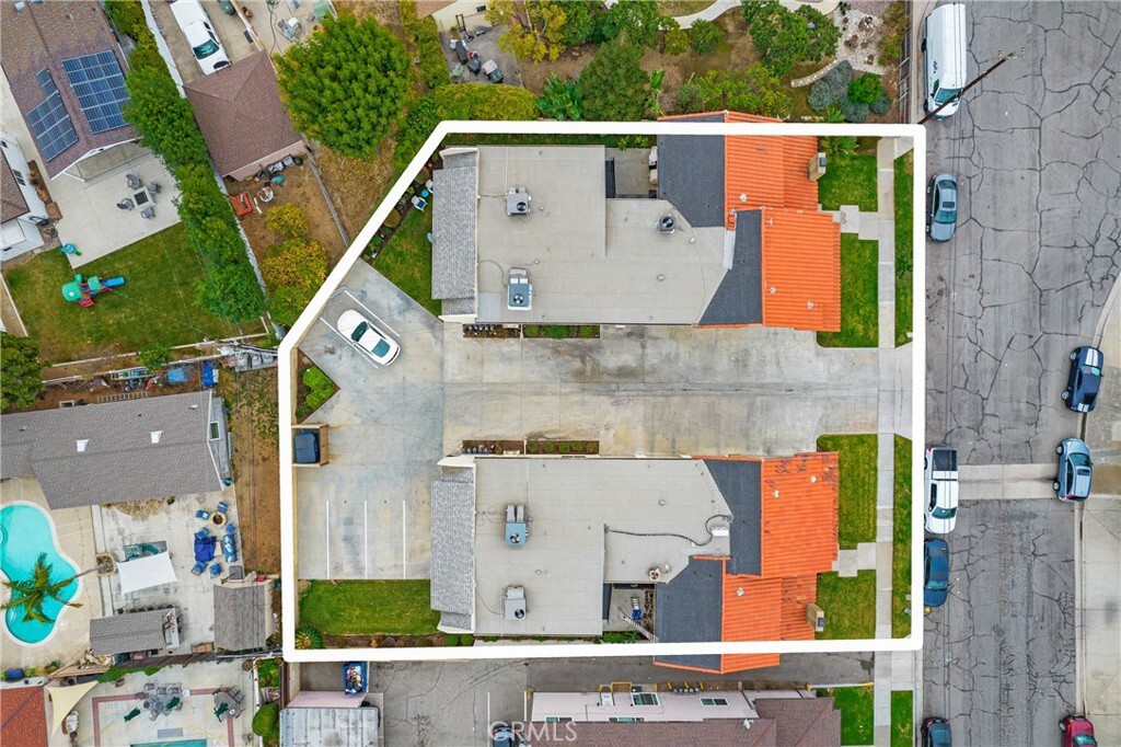 Property Photo:  213 E Acacia Street  CA 92821 