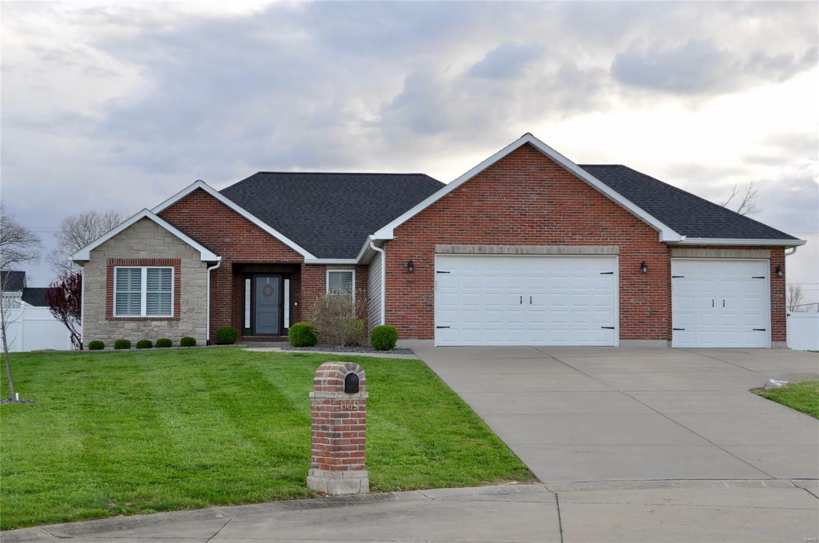 869 Destiny Drive  Villa Ridge MO 63089 photo