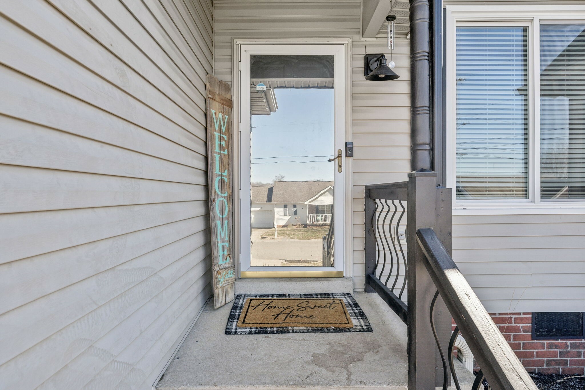 Property Photo: 708 Stone Hedge Dr TN 37138