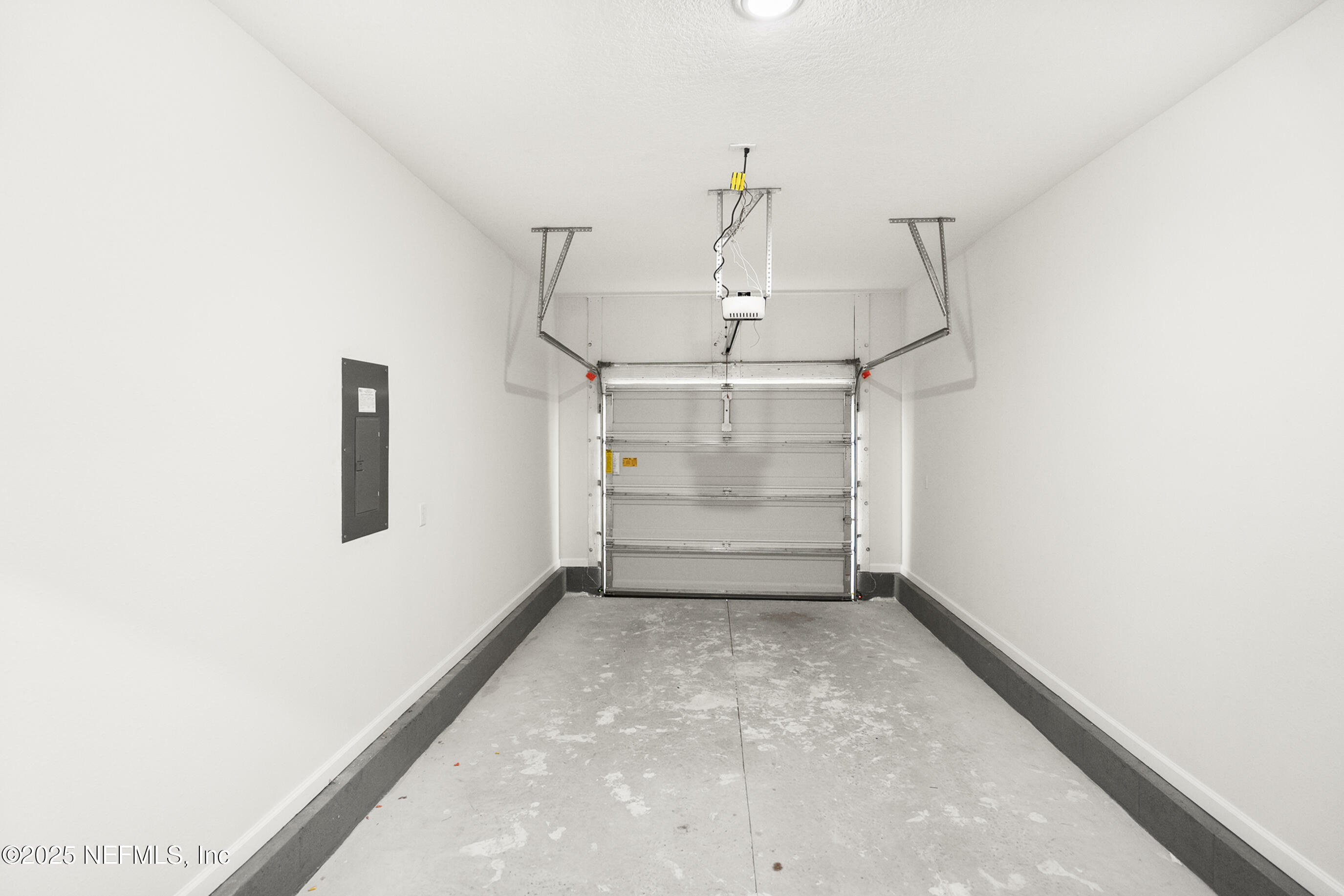 Property Photo: 2117 Pullman Avenue FL 32209
