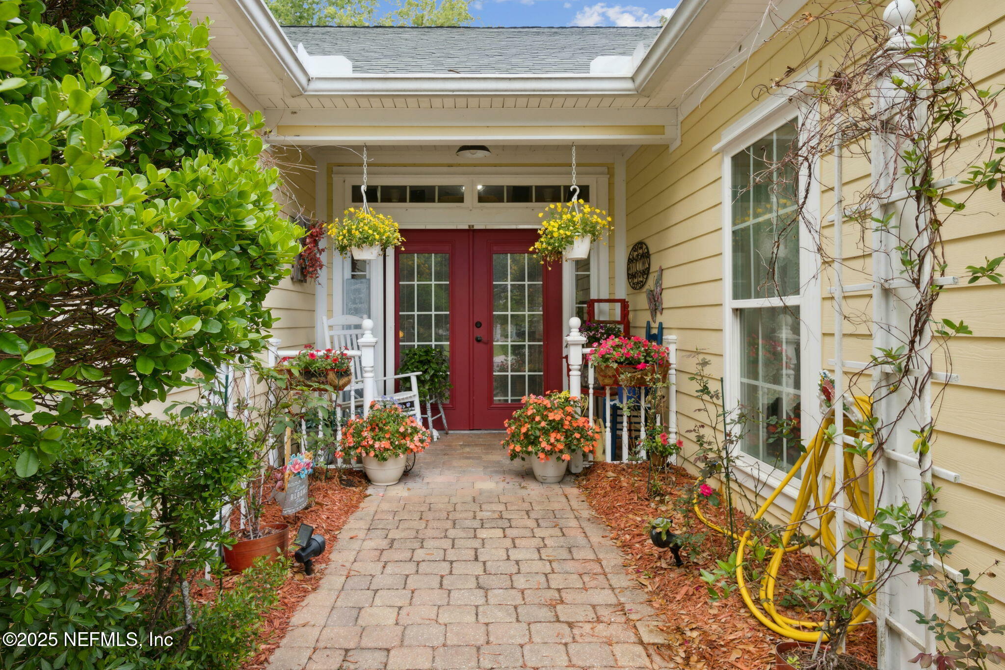 Property Photo: 164 Lake Margo Drive FL 32189