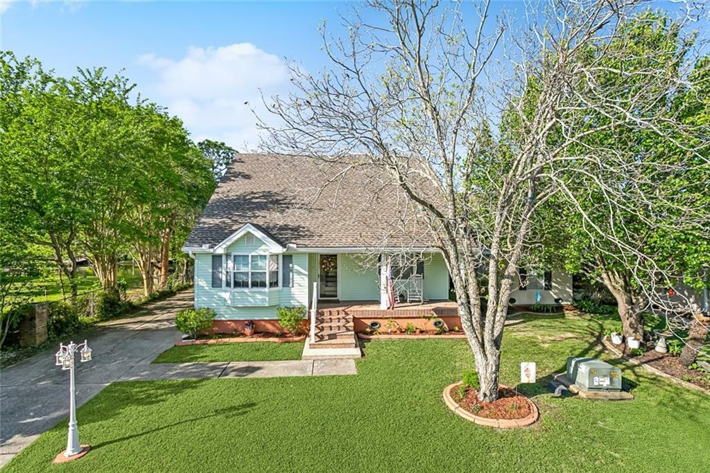 Property Photo: 141 Eden Isles Boulevard LA 70458