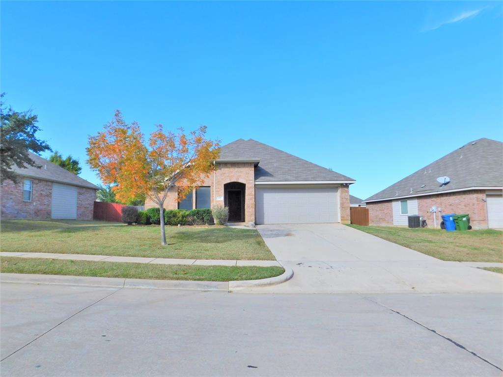 Property Photo: 309 Woodridge Drive TX 75068