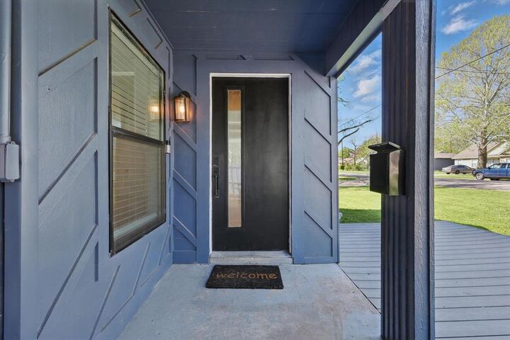 Property Photo: 1506 N Waddill Street TX 75069