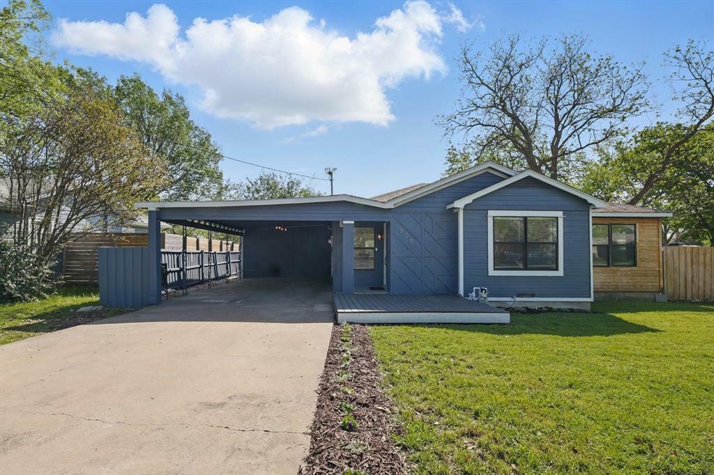 Property Photo: 1506 N Waddill Street TX 75069