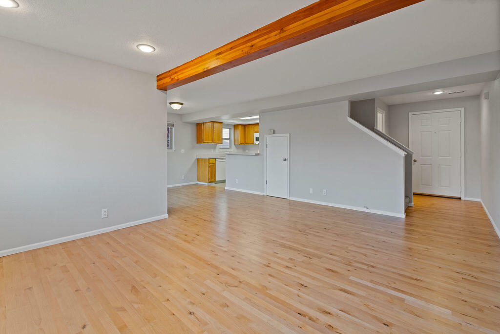 Property Photo:  1801 NE Purcell Boulevard # 16  OR 97701 