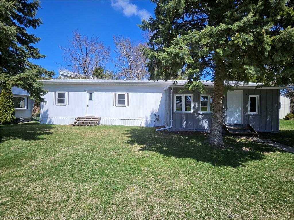 Property Photo: 84 Wellington Street S 2 ON N0G 1P0