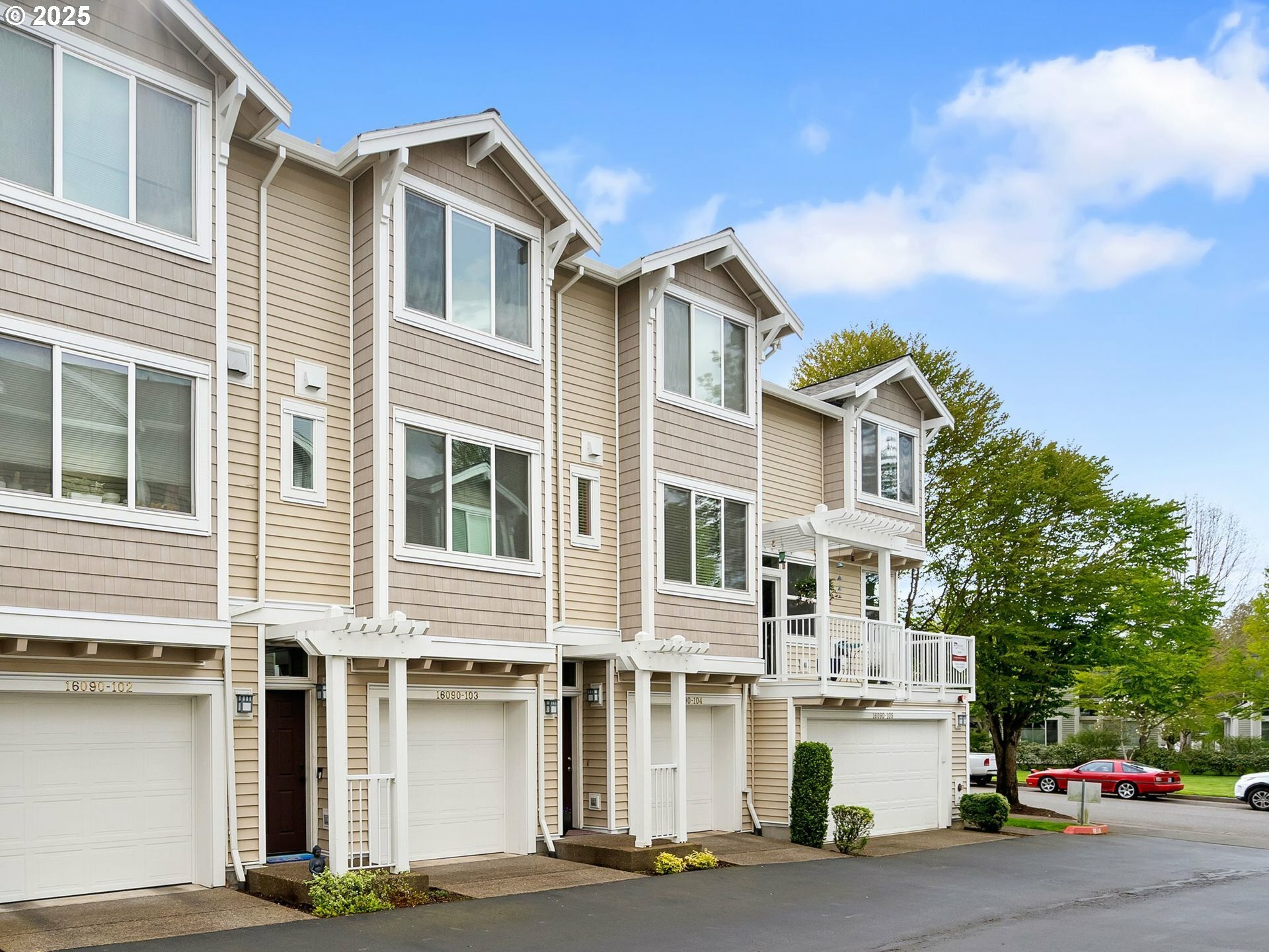 Property Photo: 16090 SW Audubon St 103 OR 97003