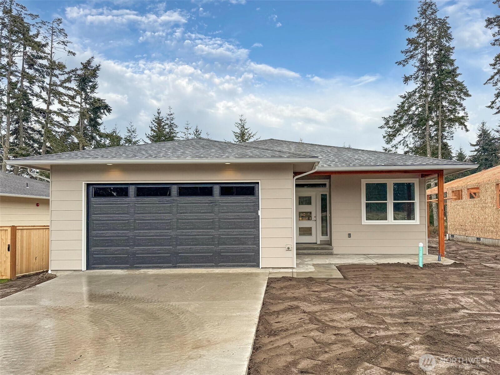 1413  Discovery Loop  Port Angeles WA 98363 photo
