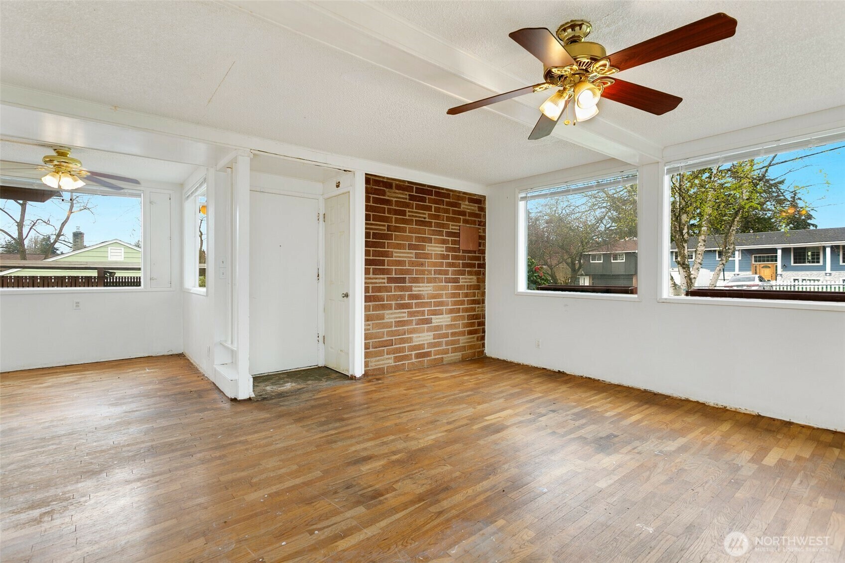 Property Photo: 837 SW 125th Street WA 98146