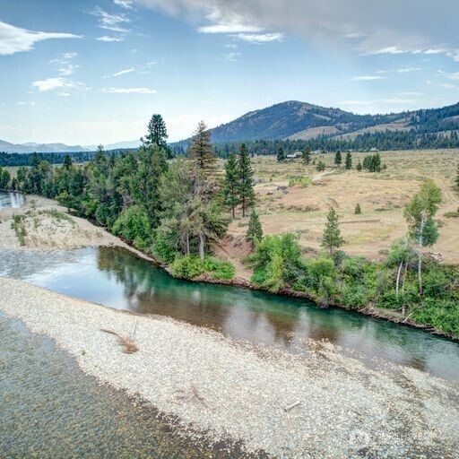 50  Arrowhead Road  Winthrop WA 98862 photo