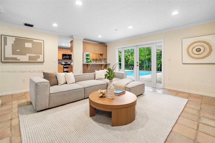 Property Photo: 1414 Ferdinand St FL 33134