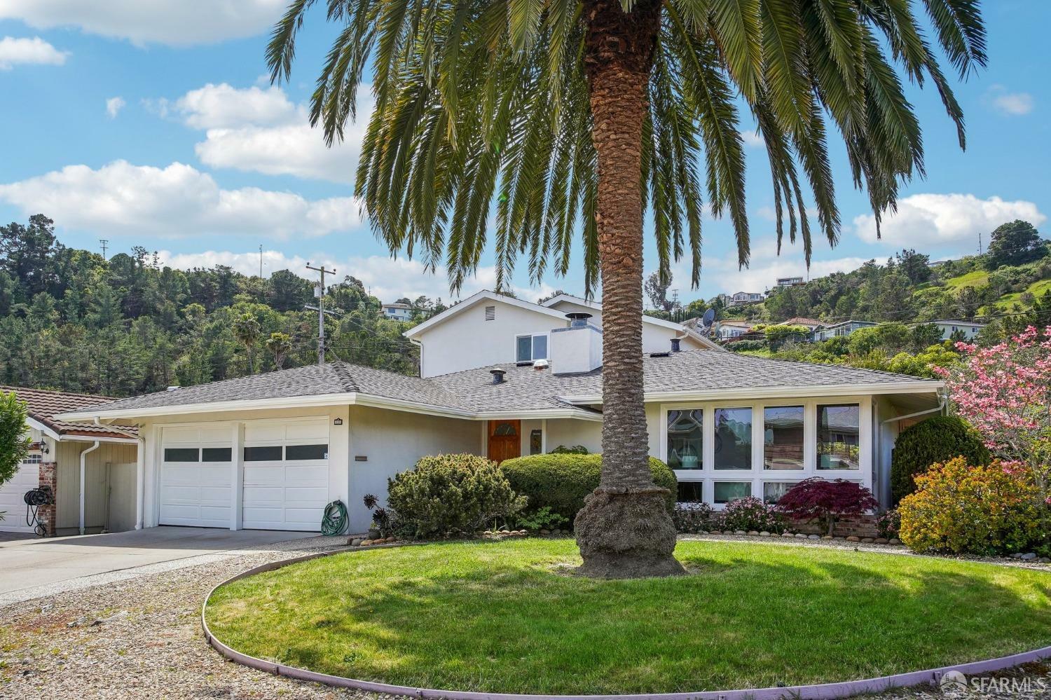 Property Photo: 959 Helen Drive CA 94030