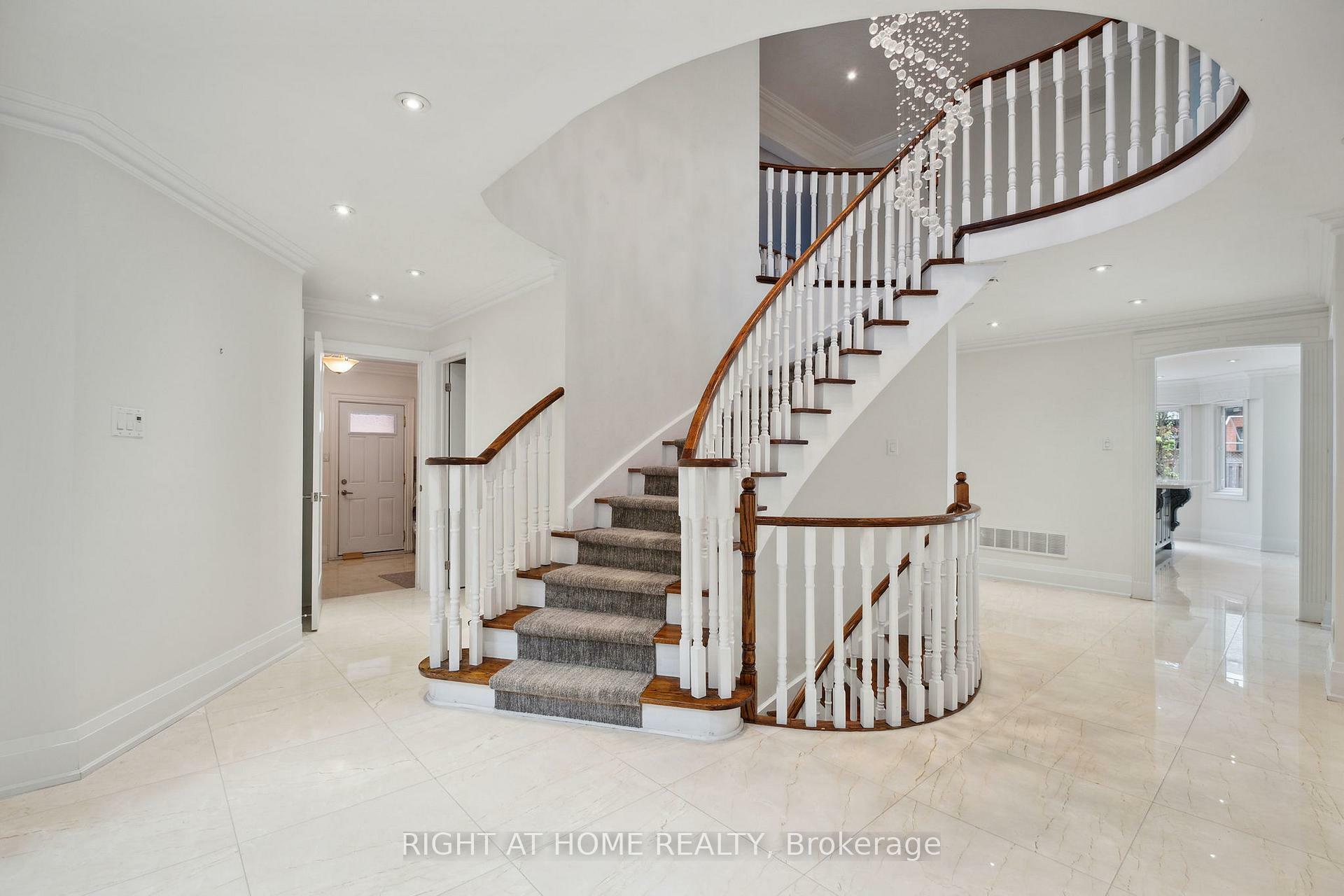 Property Photo: 101 Woodgreen Drive ON L4L 3B2