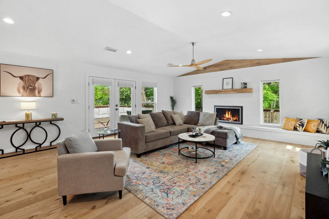 Property Photo: 1803 Cedar Ridge Drive TX 78741