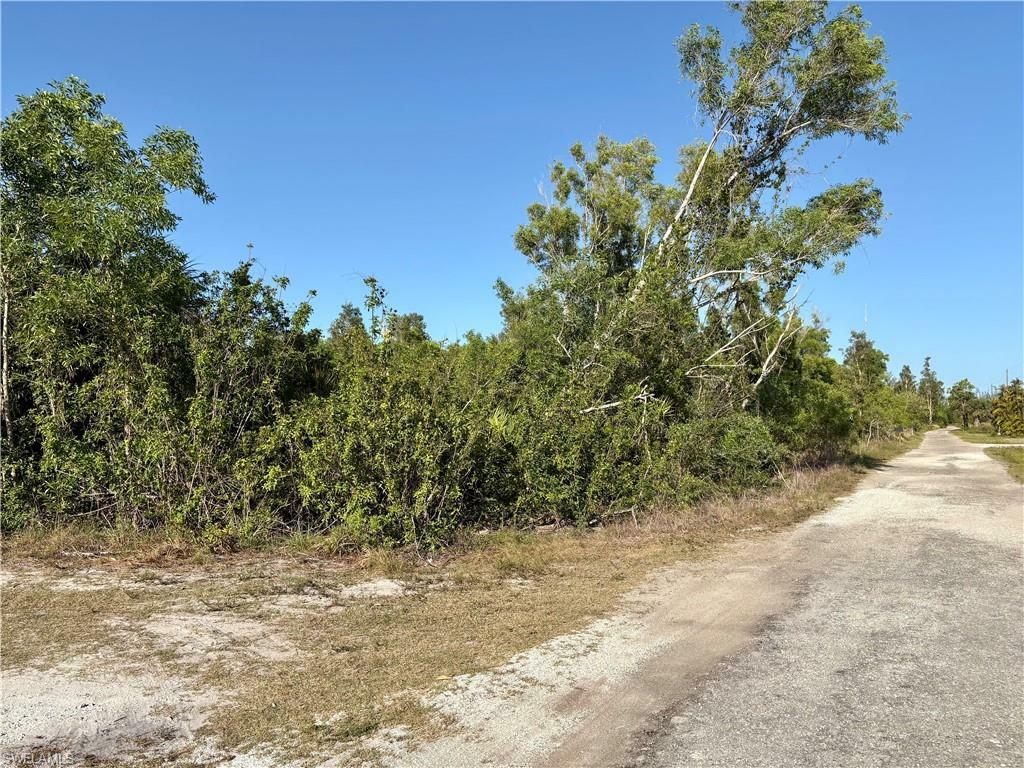 Property Photo: 5664 Sandal Ln FL 33922