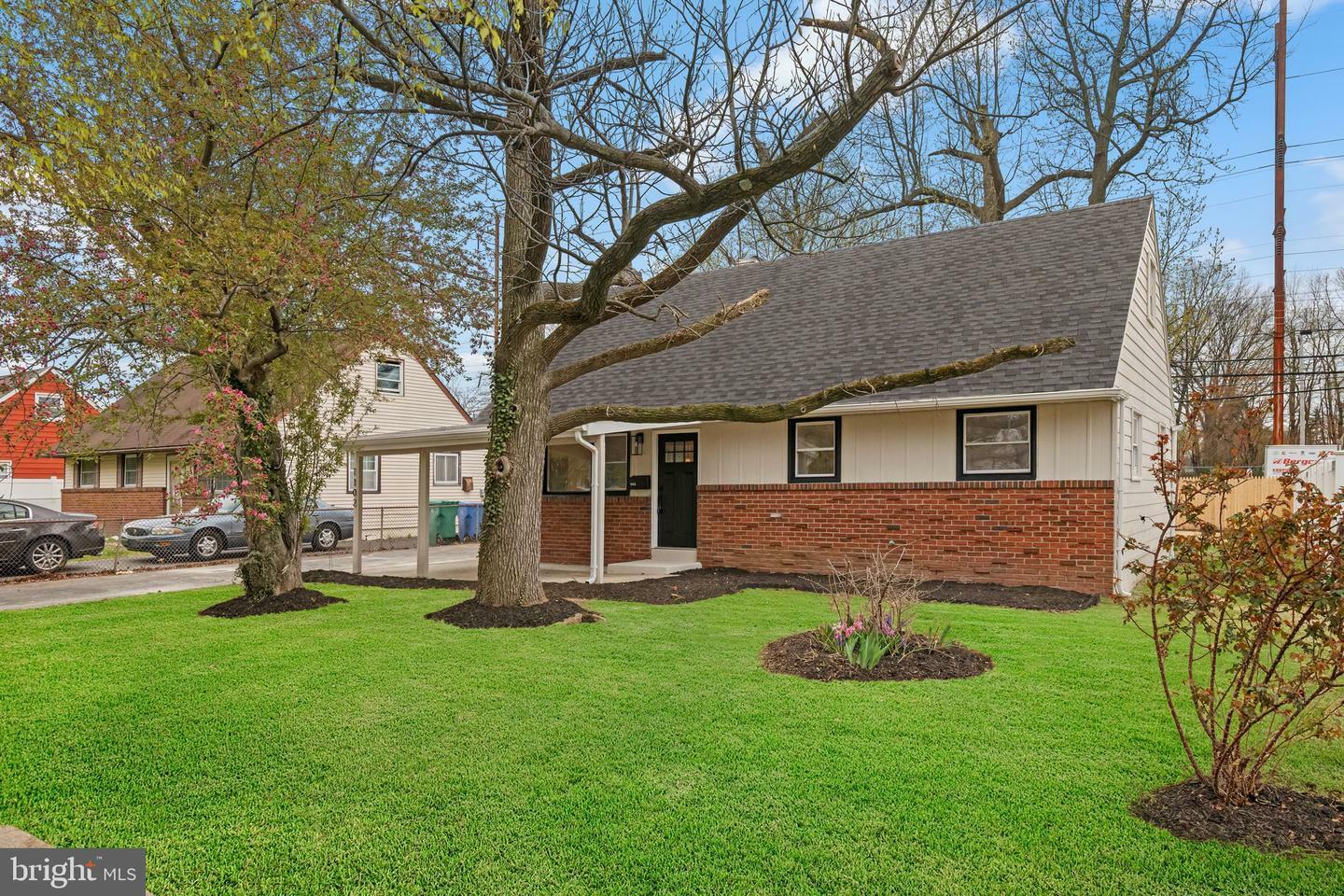 Property Photo: 1102 Nancy Drive PA 19021