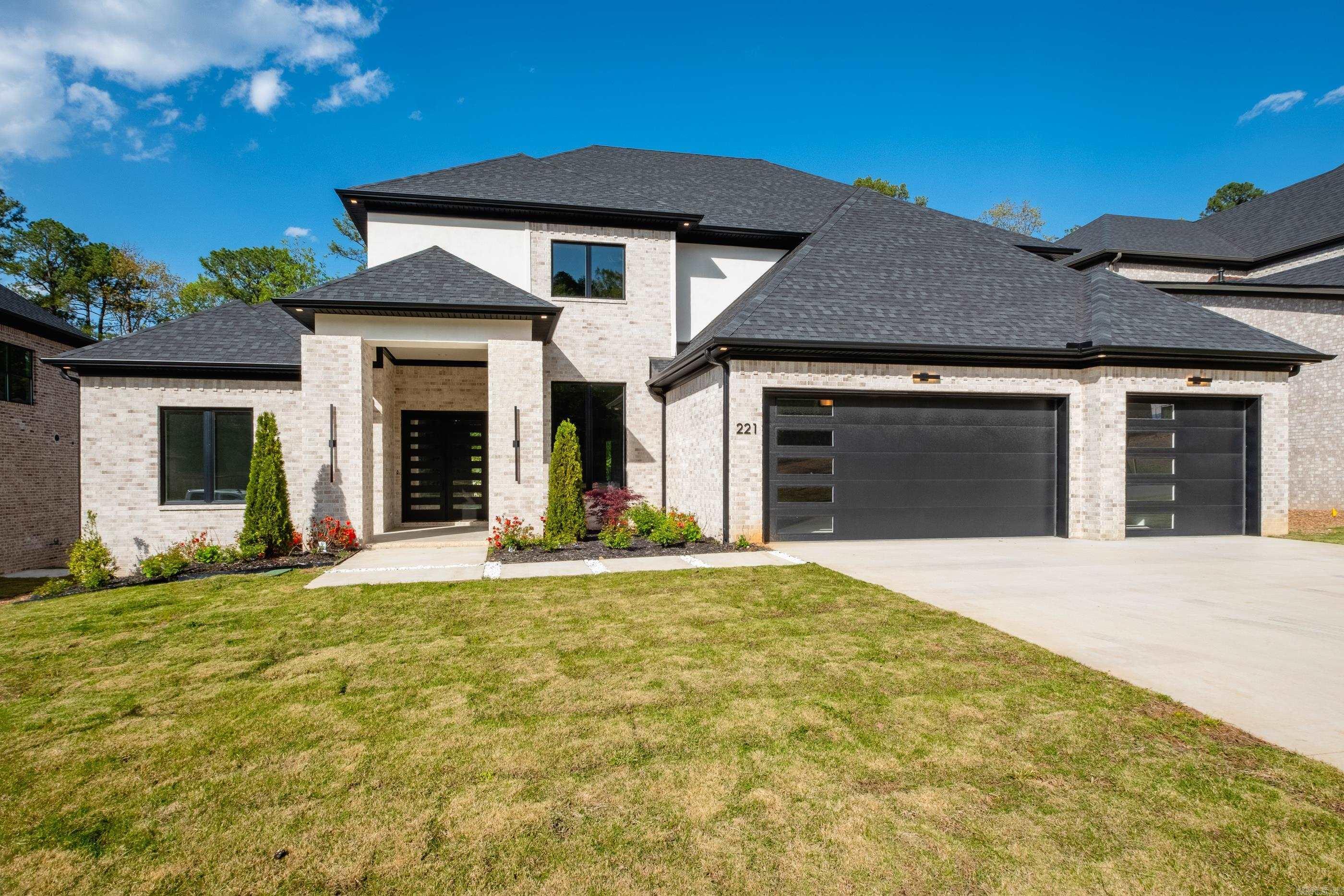 Property Photo: 221 Abington Circle AR 72223