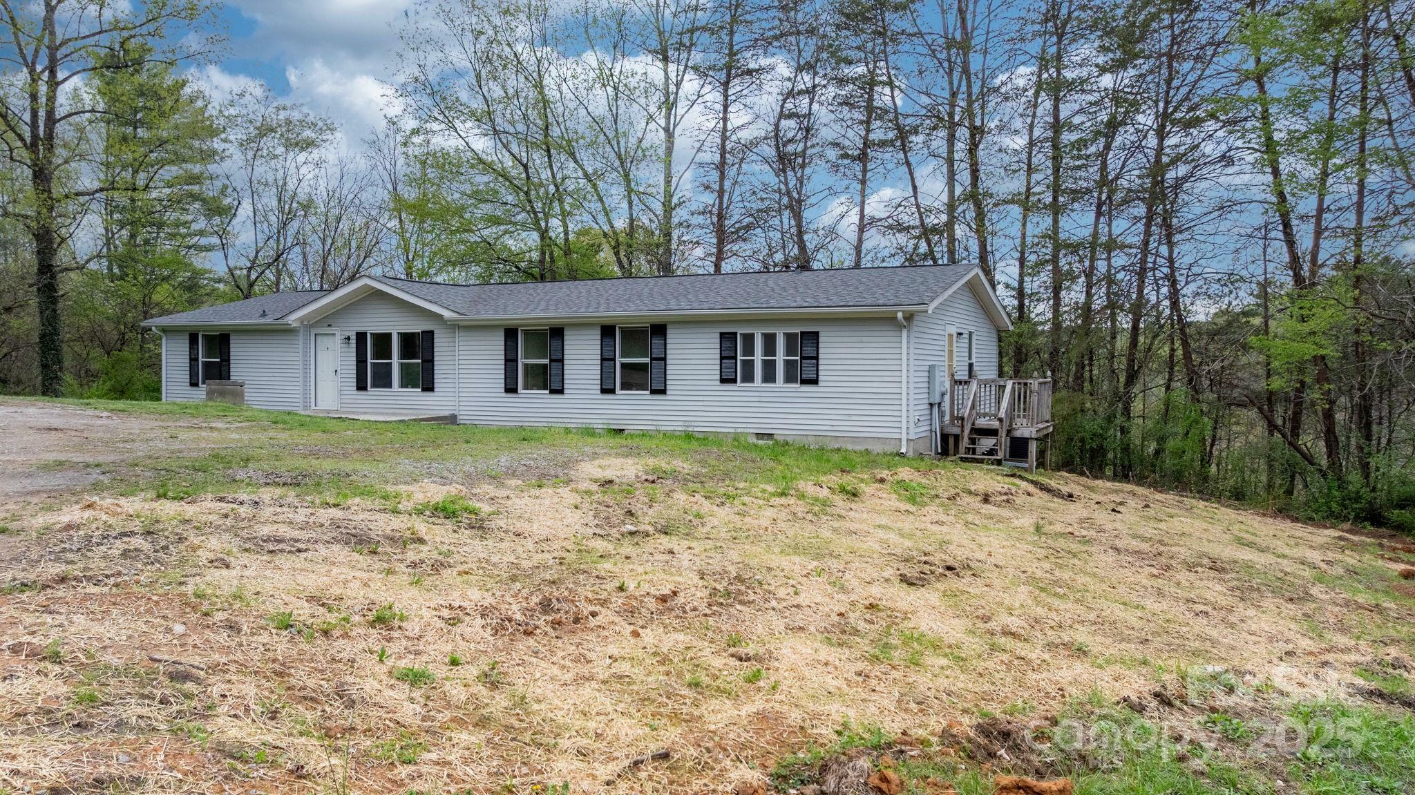 Property Photo: 1731 Main Street Street NW NC 28645