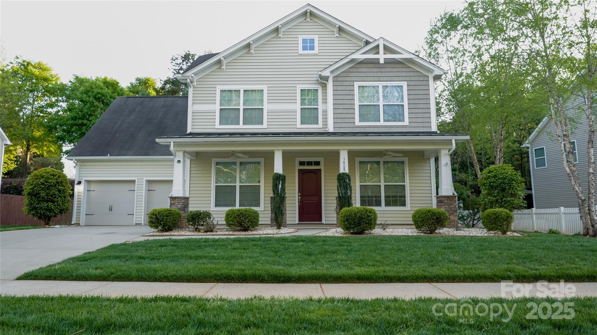 Property Photo: 5808 McDowell Run Drive NC 28078