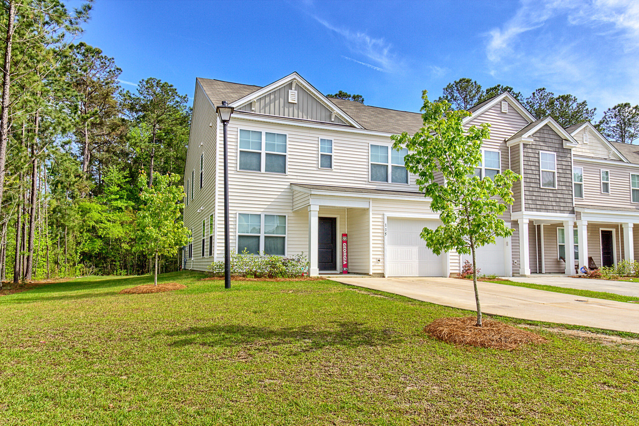 Property Photo:  115 E East Sunrise Lane  SC 29486 