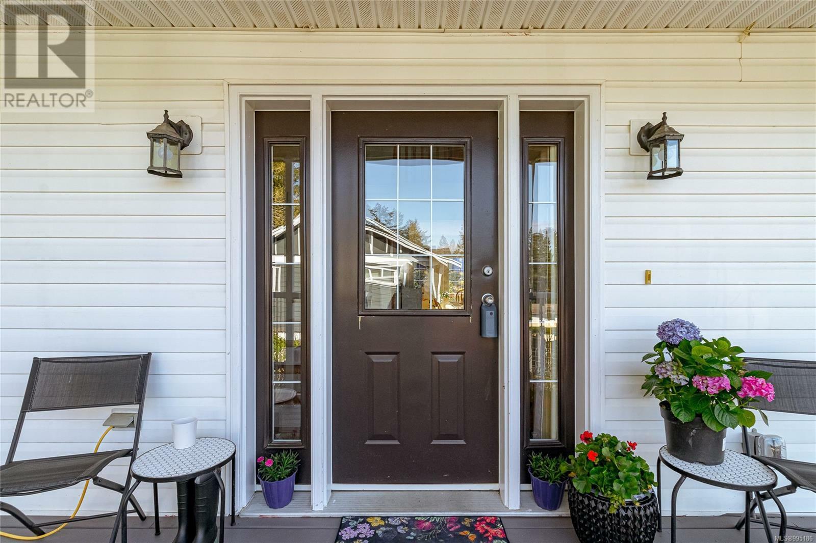 Property Photo: 5293 Cormorant Place BC V9L 6W6