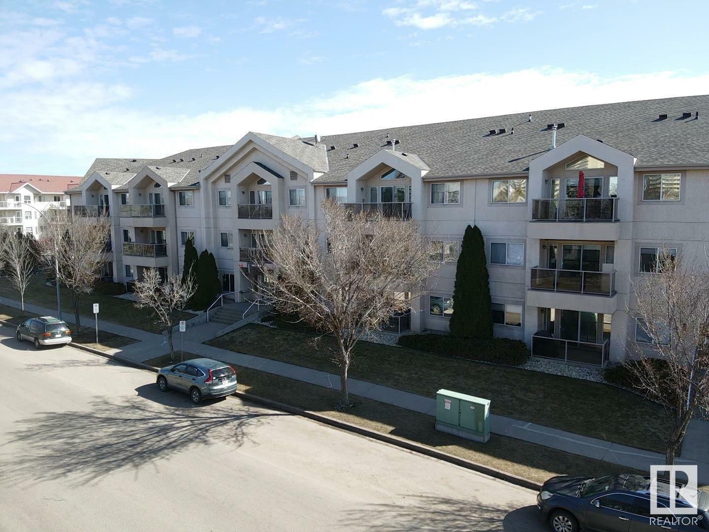 Property Photo: 6623 172 St NW AB T5T 6J2