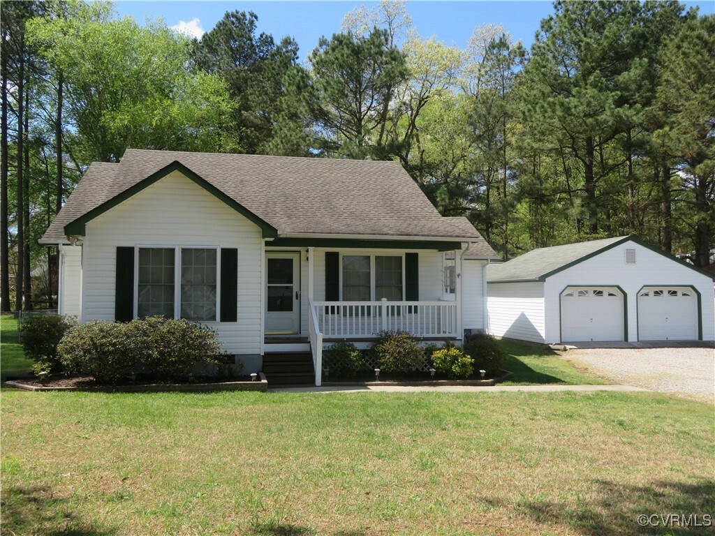 Property Photo: 4024 West Drive VA 23803