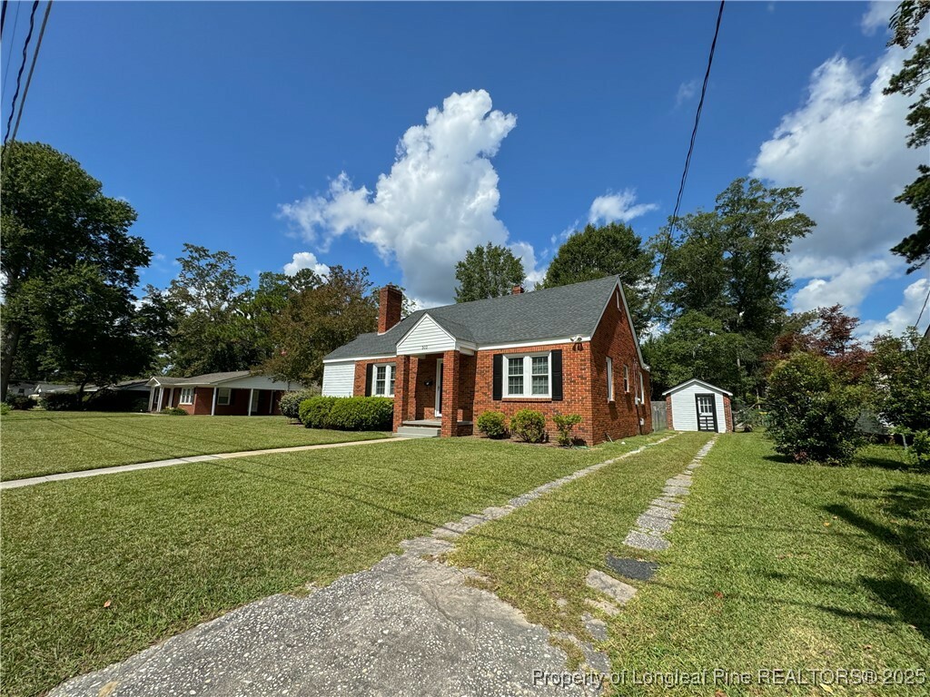 Property Photo:  302 W 16th Street  NC 28358 