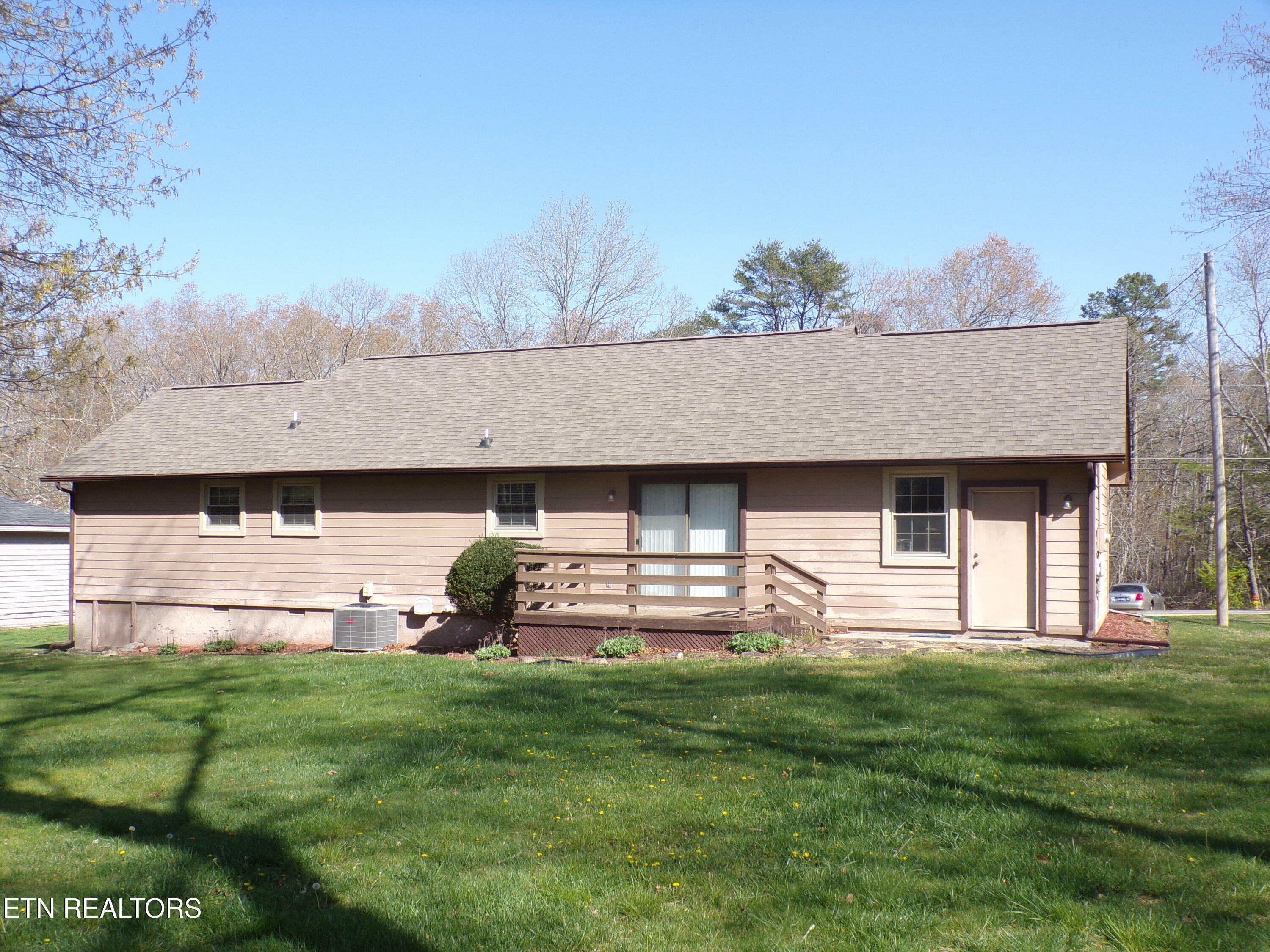 Property Photo: 132 Pomeroy Drive TN 38558