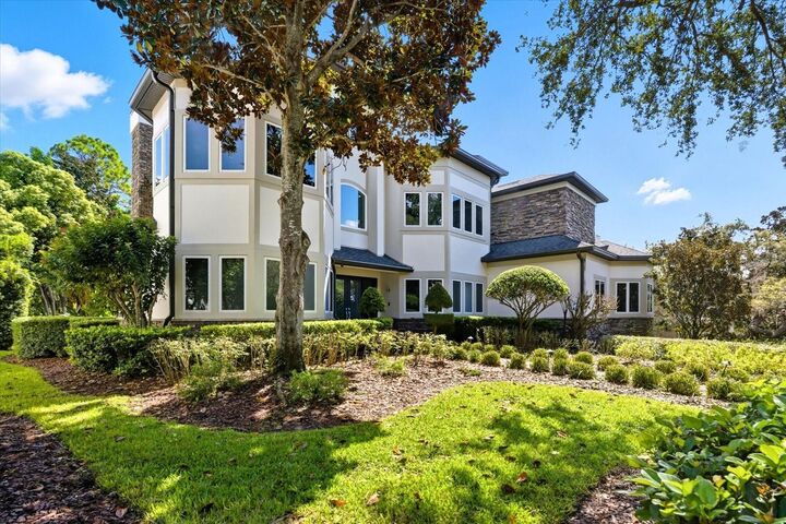 Property Photo: 1058 Roundstone Place FL 34683