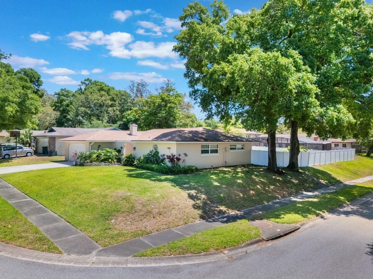 Property Photo: 580 S Indigo Road FL 32714