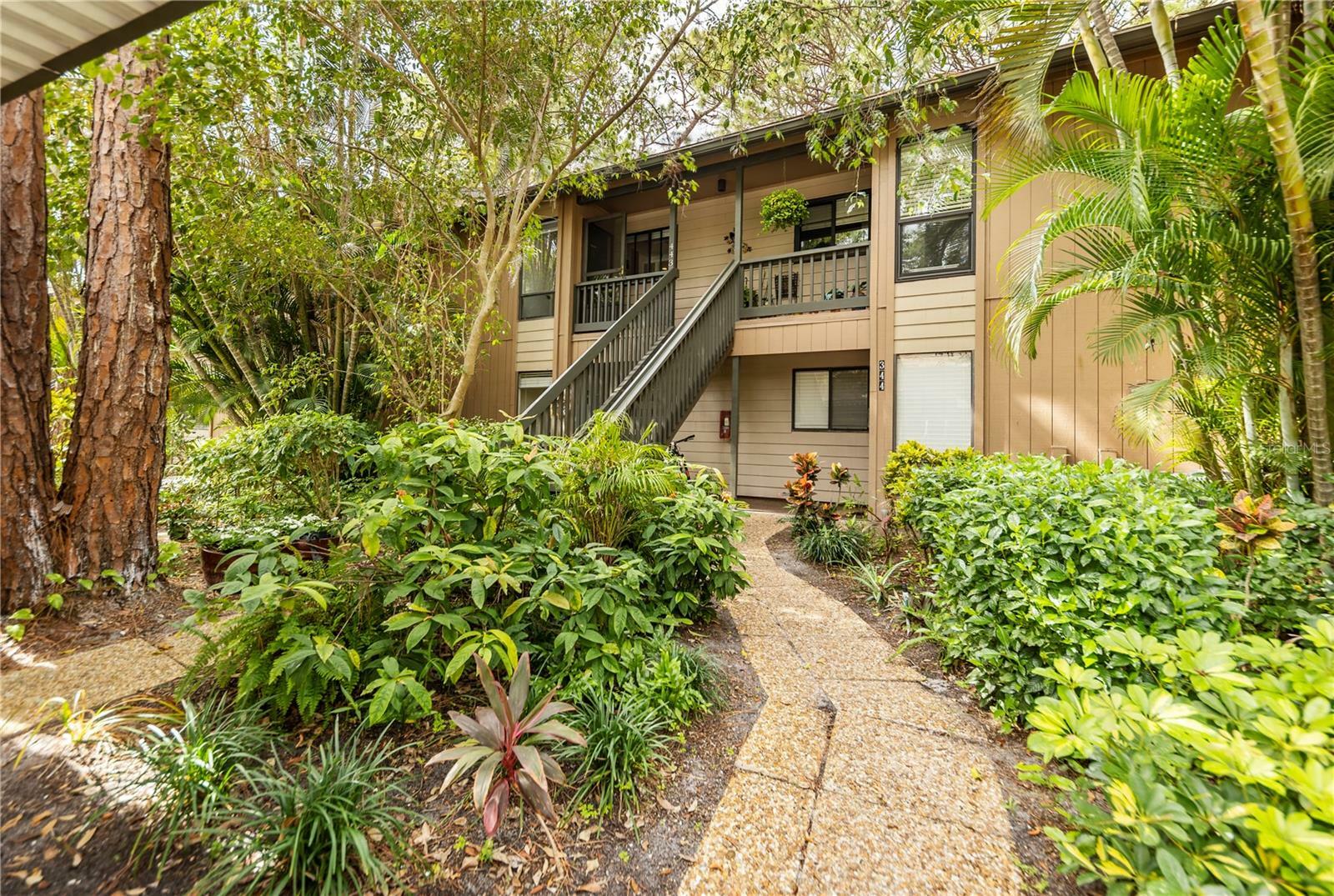 1711 Pelican Cove Road 443  Sarasota FL 34231 photo