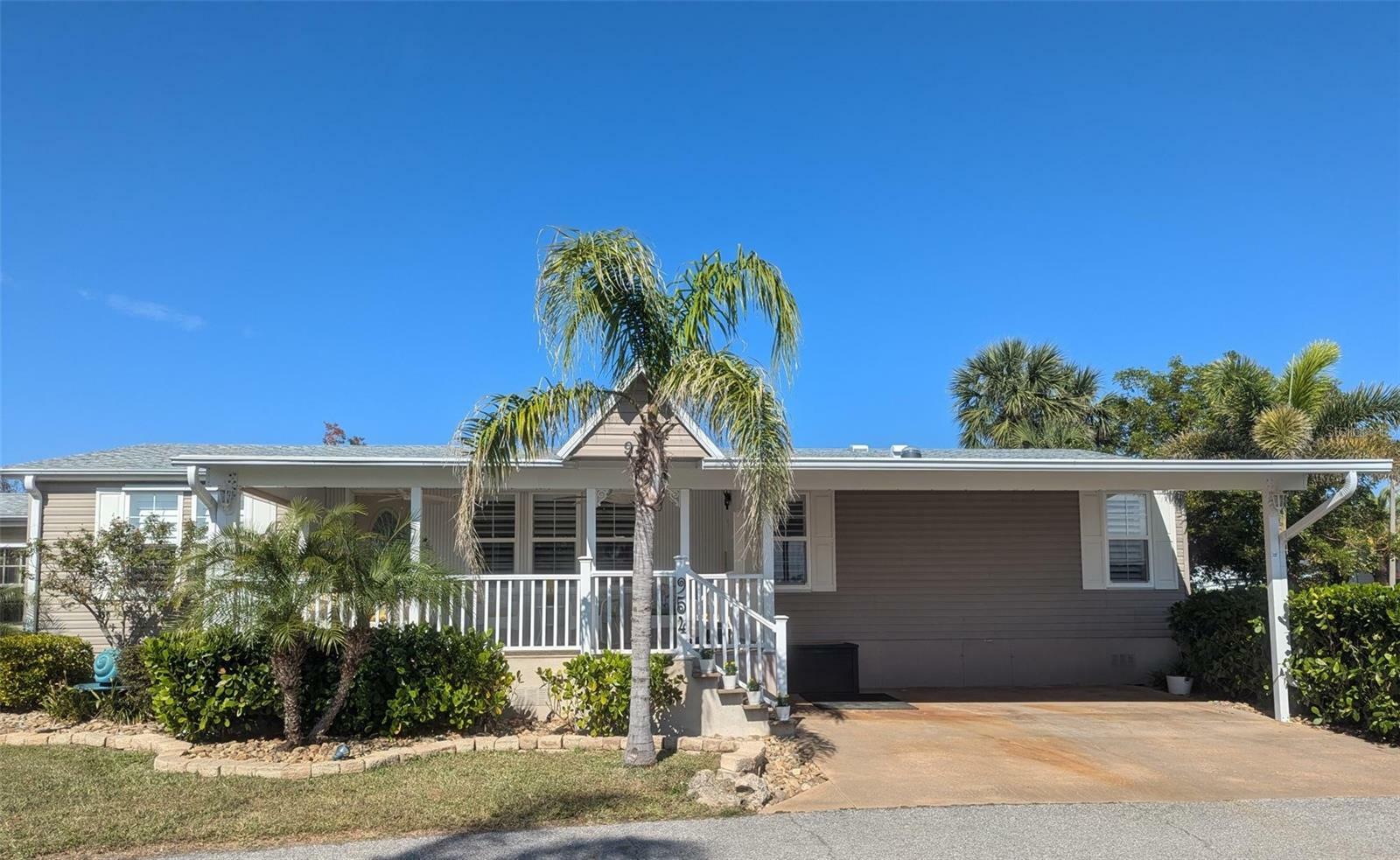 Property Photo: 2100 Kings Highway 954 FL 33980