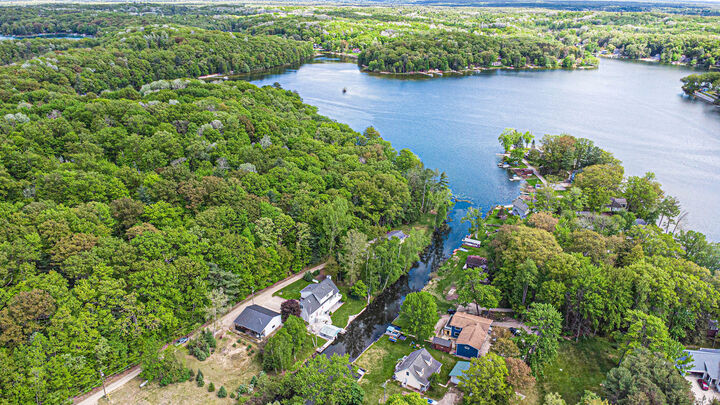 Property Photo:  5095 Bliss Lane  MI 49337 