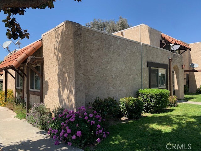 Property Photo: 12240 Carnation Lane B CA 92557