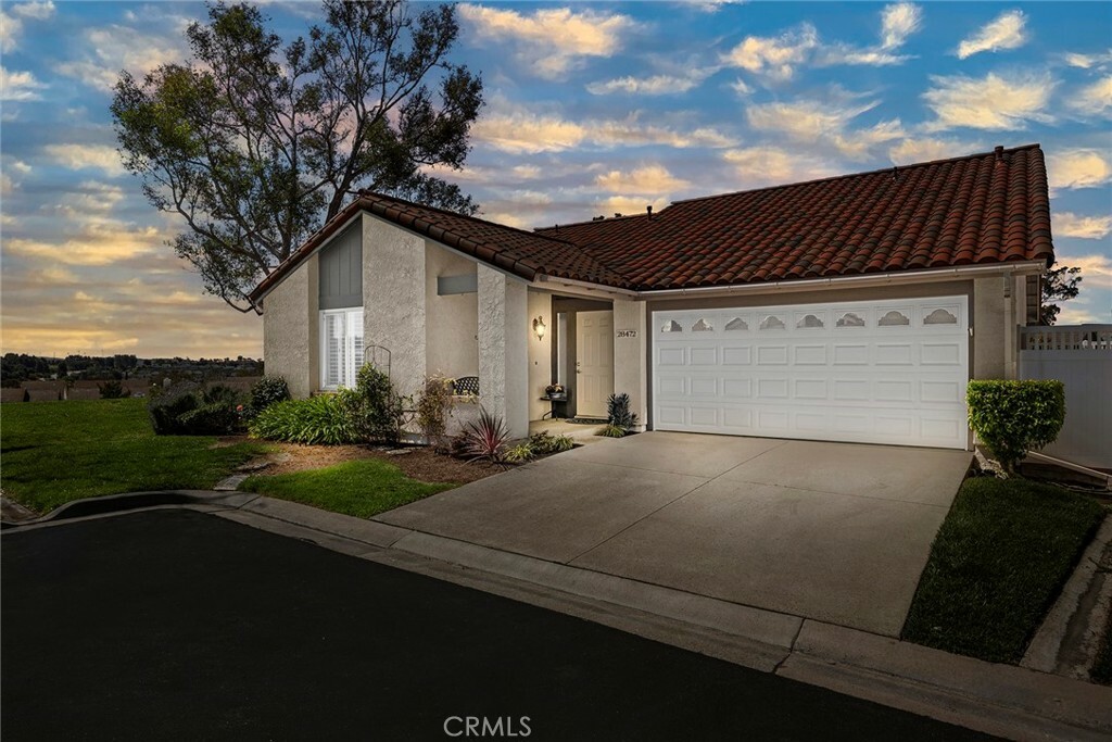 Property Photo: 28472 Pacheco CA 92692