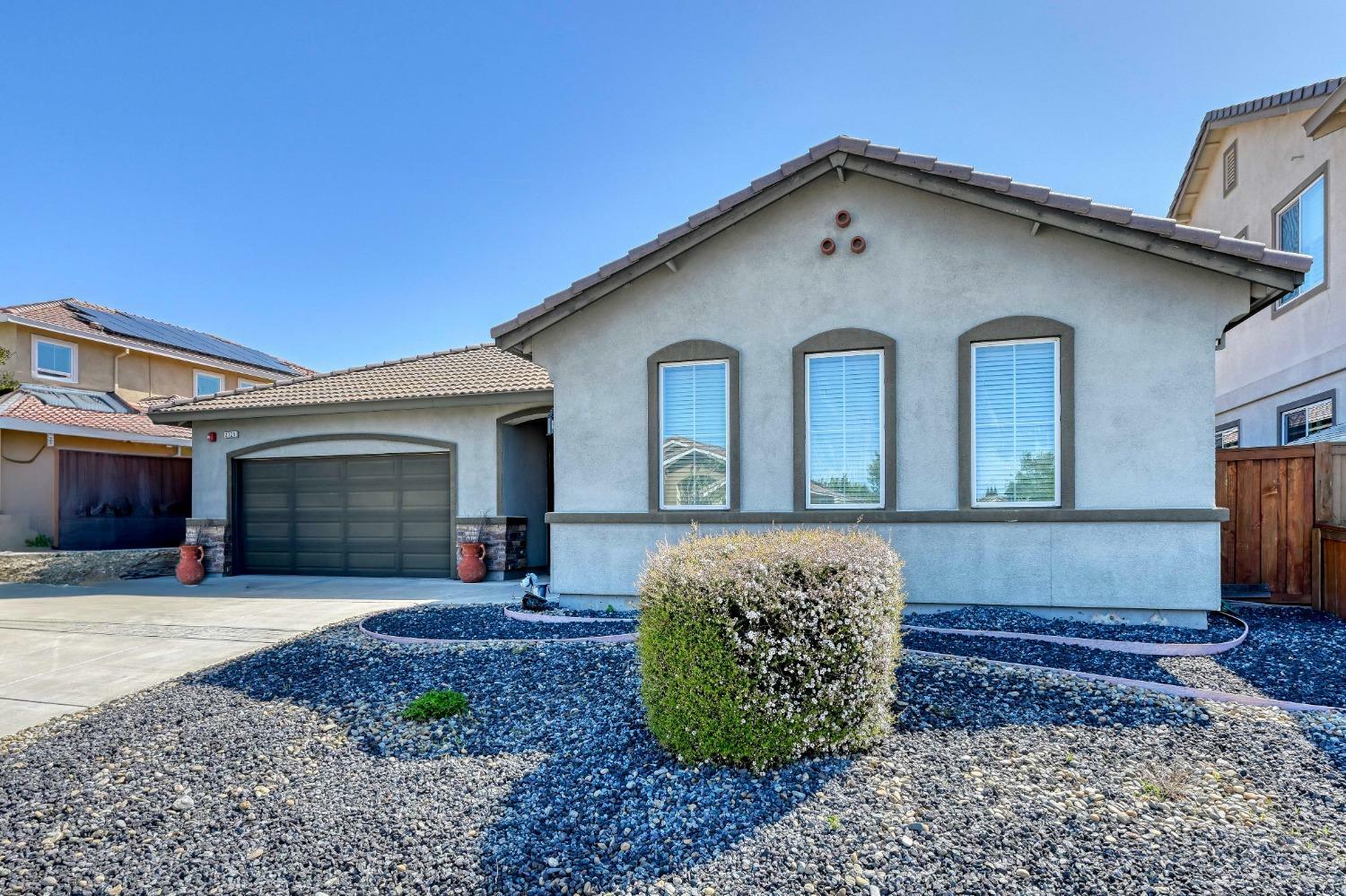 Property Photo: 2725 Shell Street CA 95691